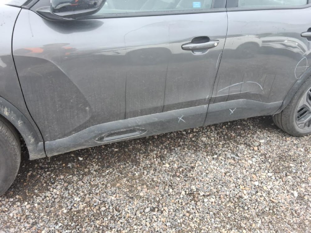 Foto Citroën C4 X 13