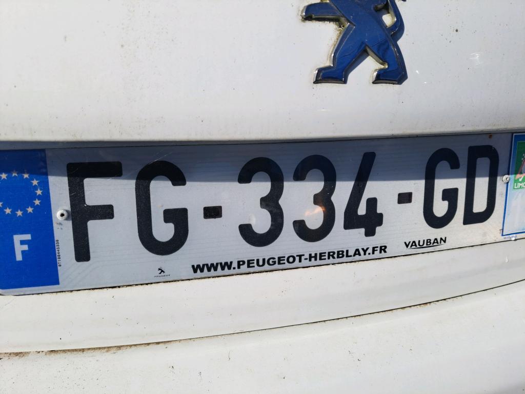 Peugeot 208 AFFAIRE BLUEHDI 100 S&S BVM5 PREMIUM PACK 2019