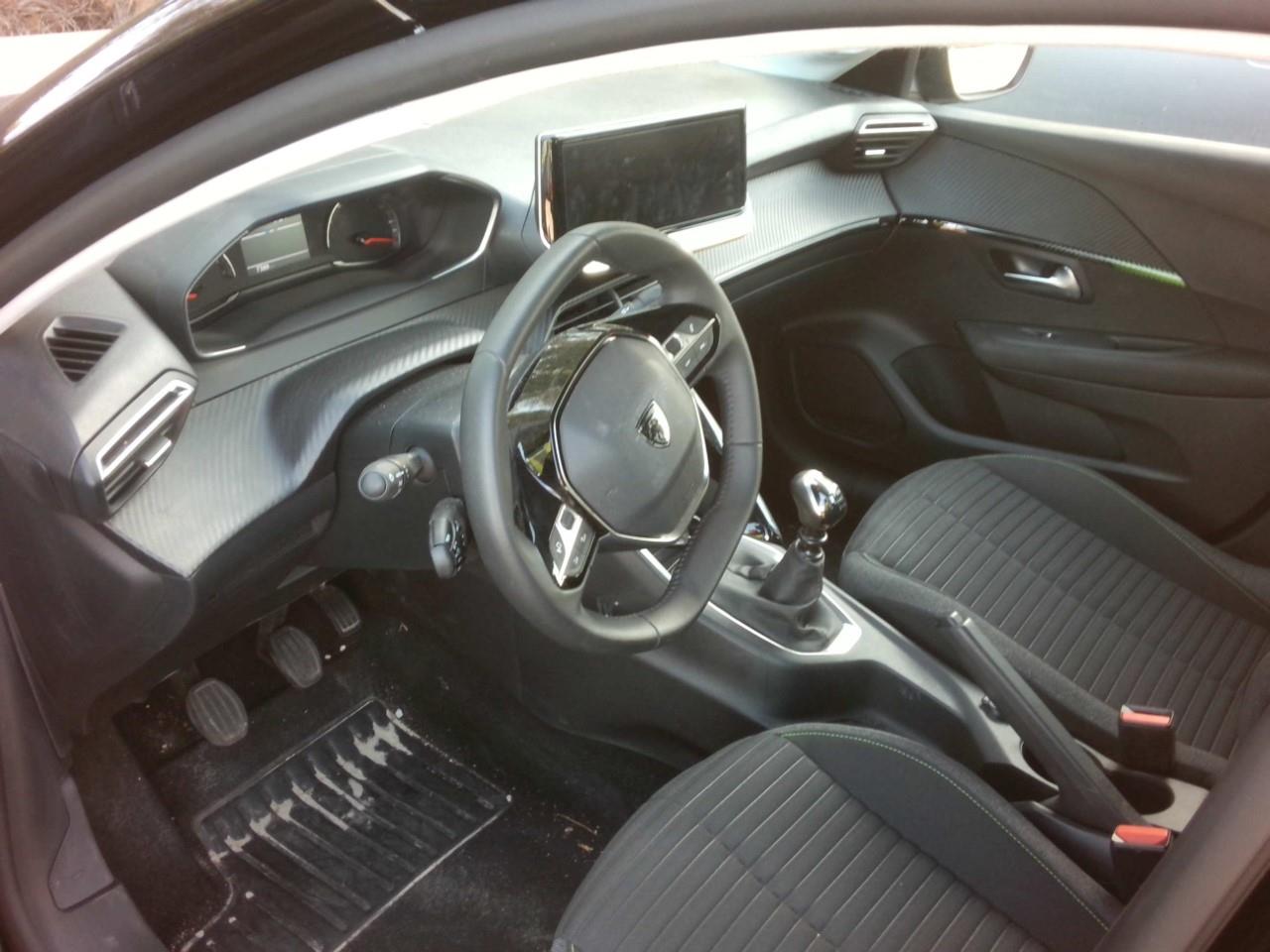 Foto Peugeot 208 4