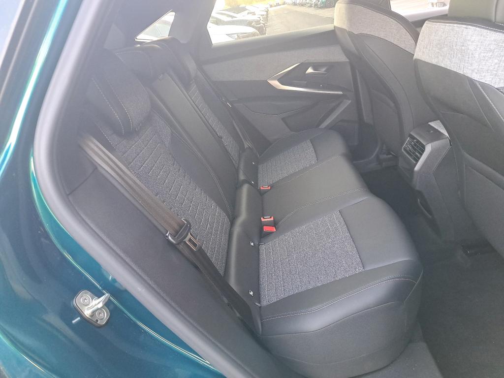 Peugeot 3008 Hybrid 145 e-DCS6 Allure 2025