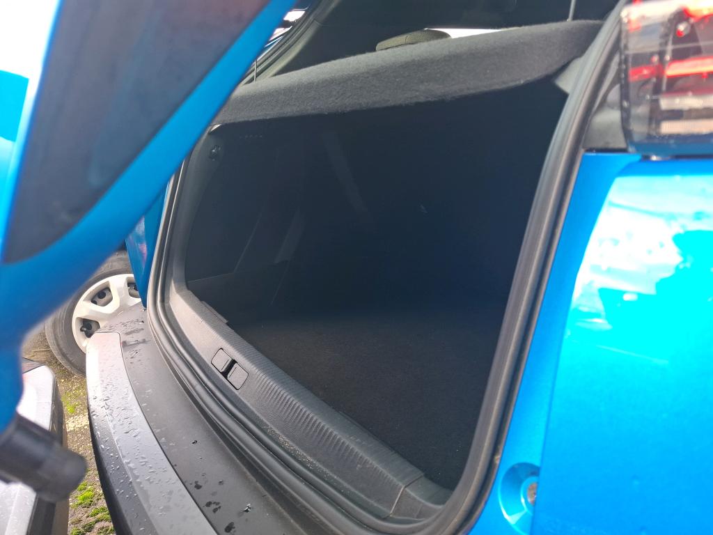 Peugeot 2008 PureTech 100 S&S BVM6 Active 2024