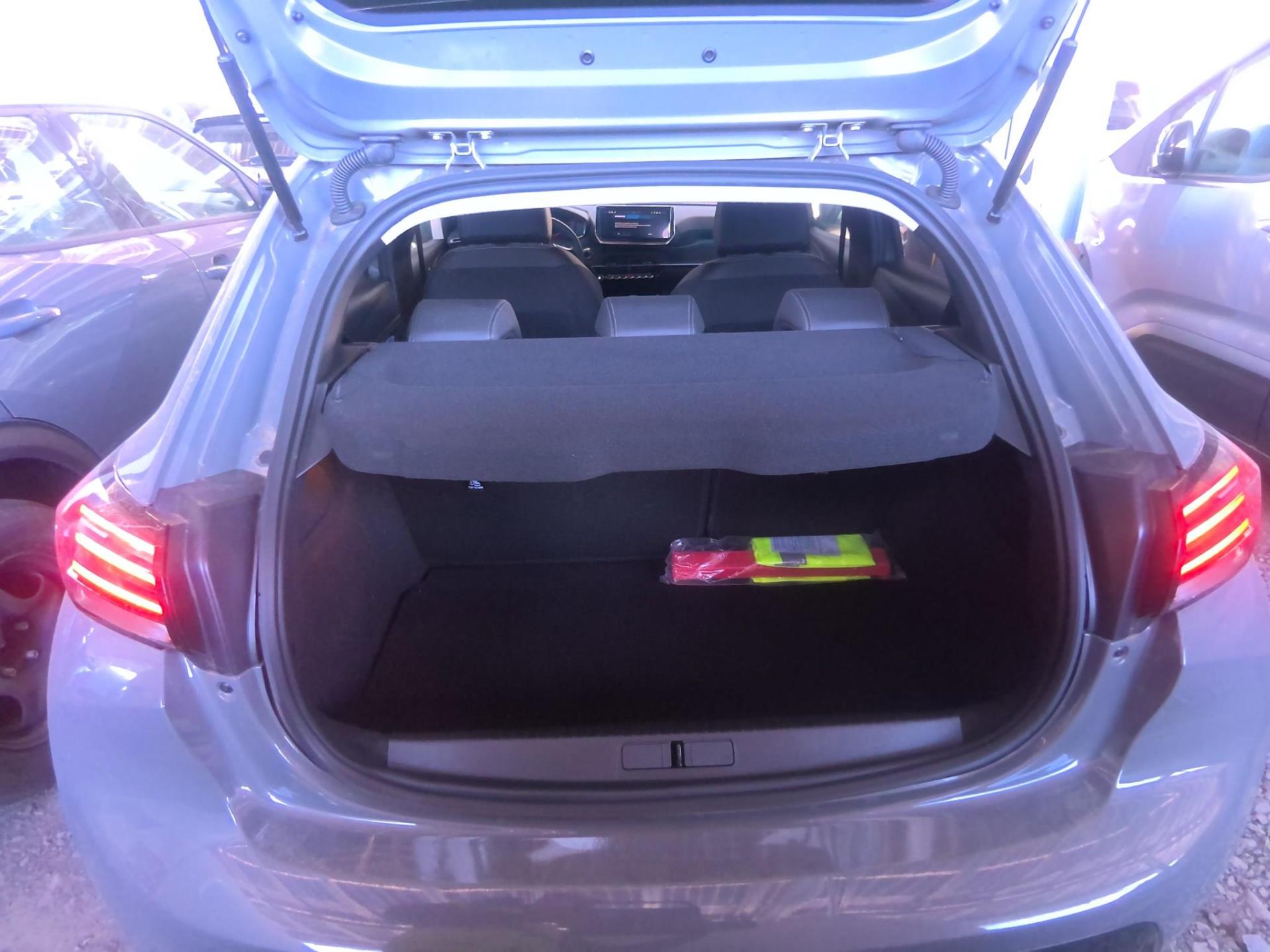 Peugeot 208 PureTech 100 S&S BVM6 Allure 2024