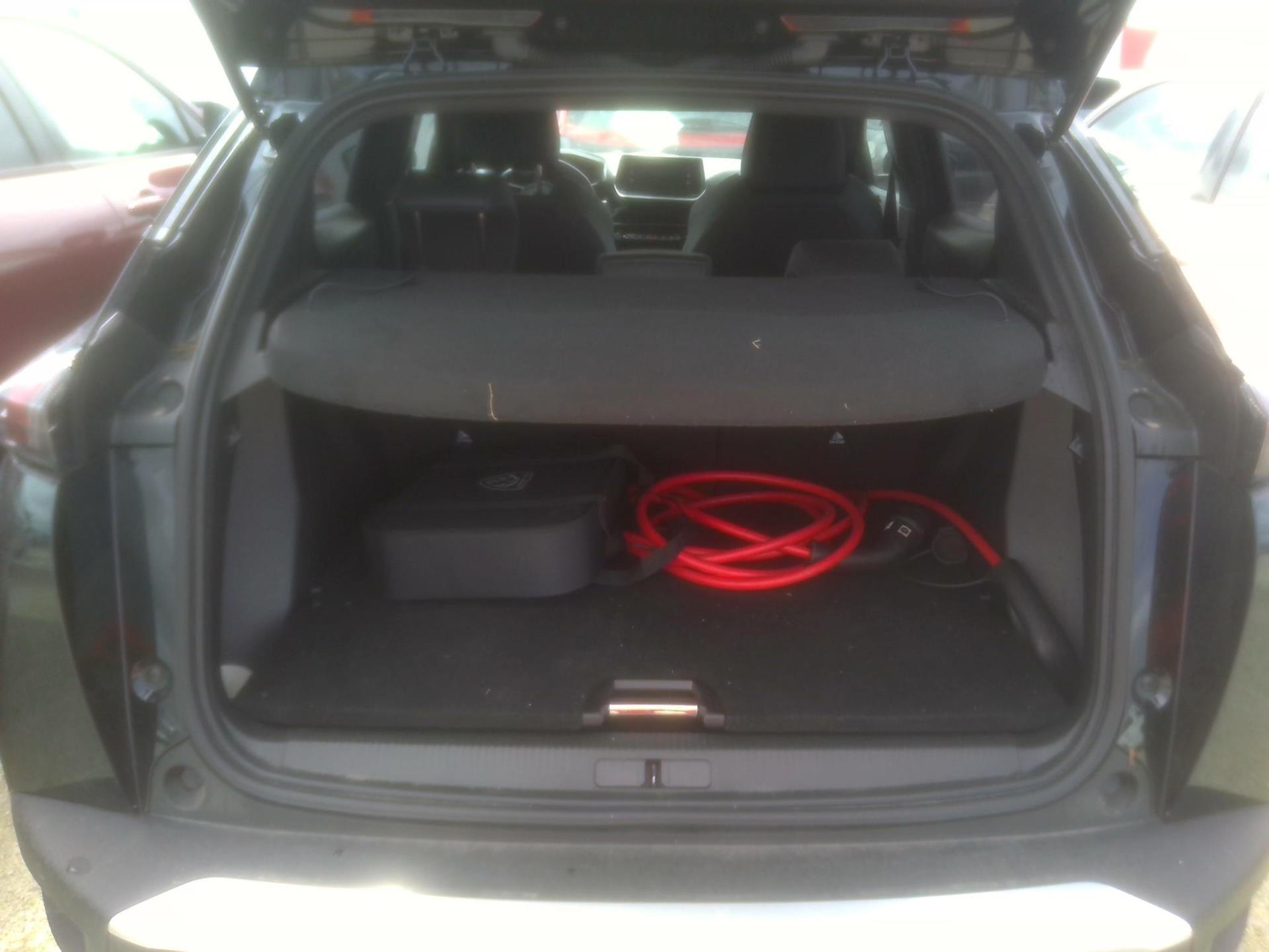 Peugeot 2008 Electrique 136 ch GT 2023