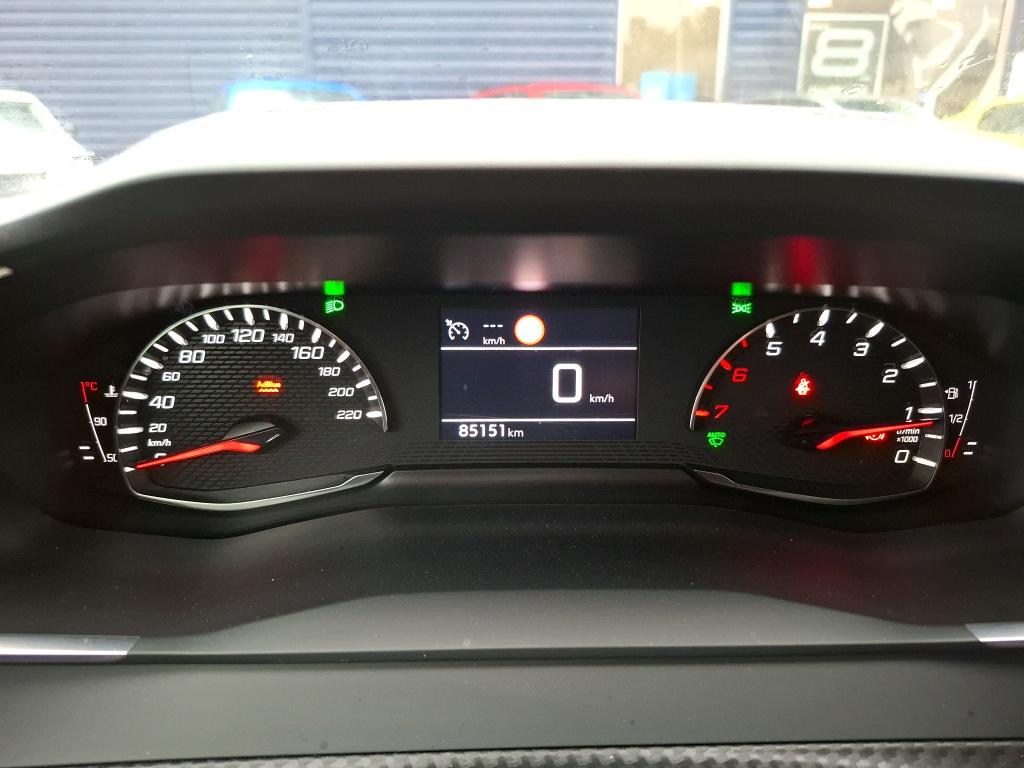 Peugeot 2008 BlueHDi 110 S&S BVM6 Active Business 2021