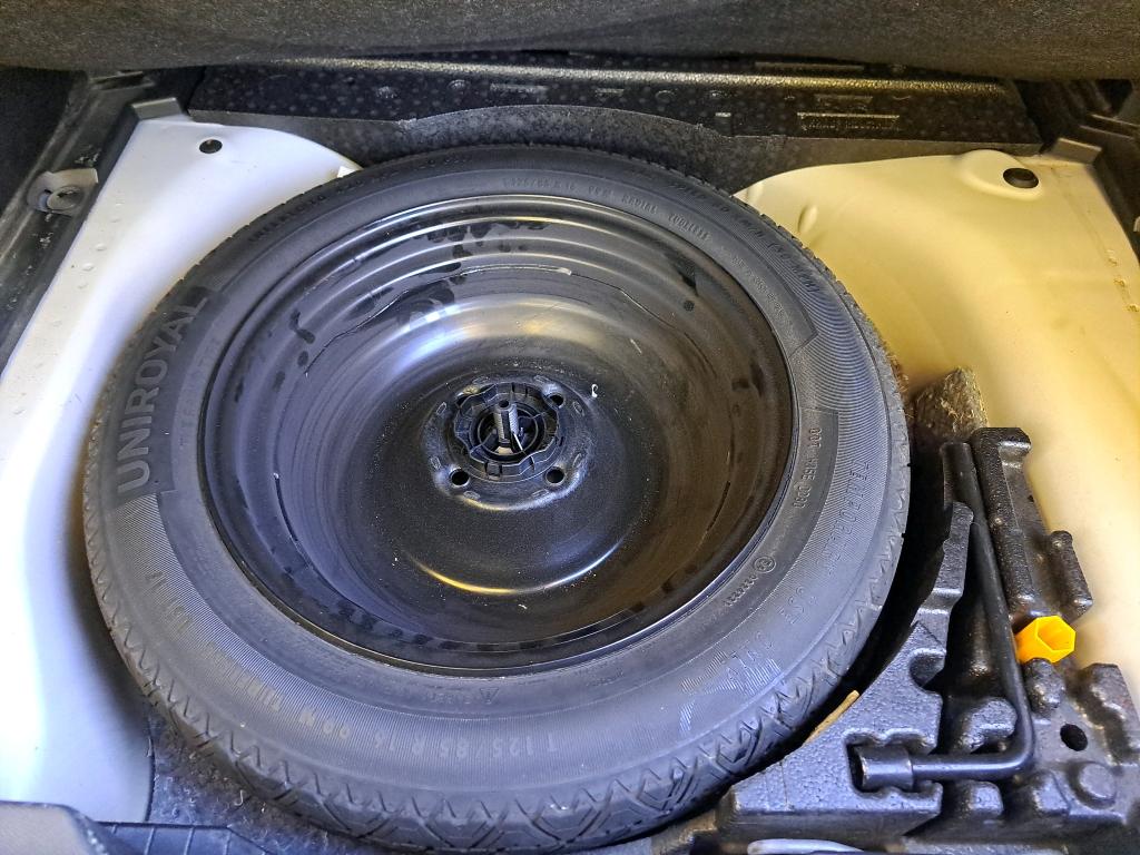 Peugeot 2008 BlueHDi 110 S&S BVM6 Active Business 2021