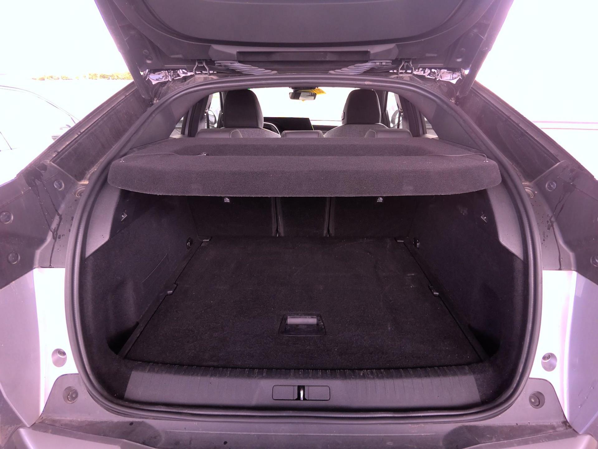 Peugeot 3008 Hybrid 145 e-DCS6 GT 2025