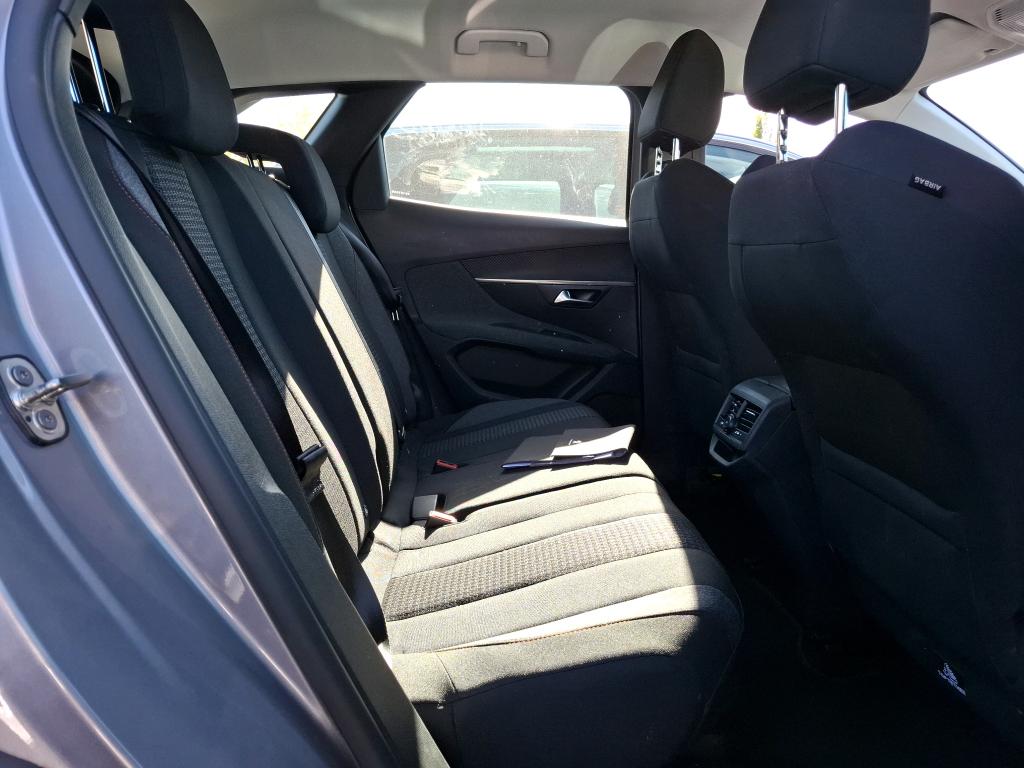 Peugeot 3008 BlueHDi 130ch S&S EAT8 Active Pack 2022