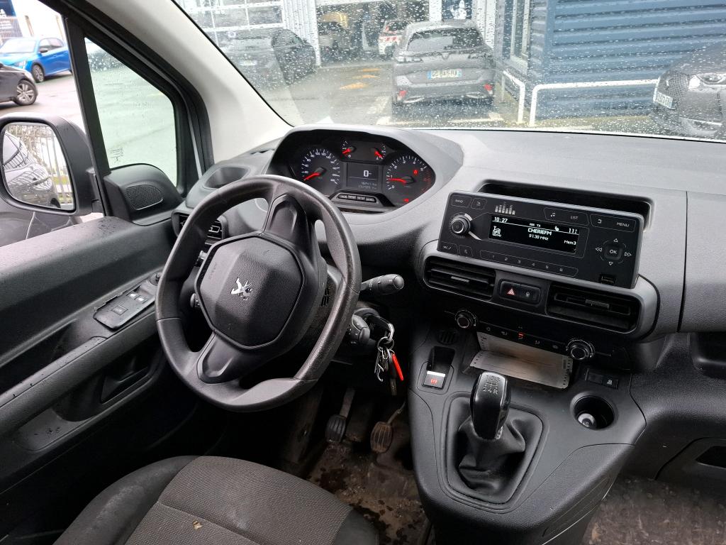 Peugeot PARTNER FOURGON STANDARD 650 KG BLUEHDI 100 S&S BVM5 PREMIUM 2019