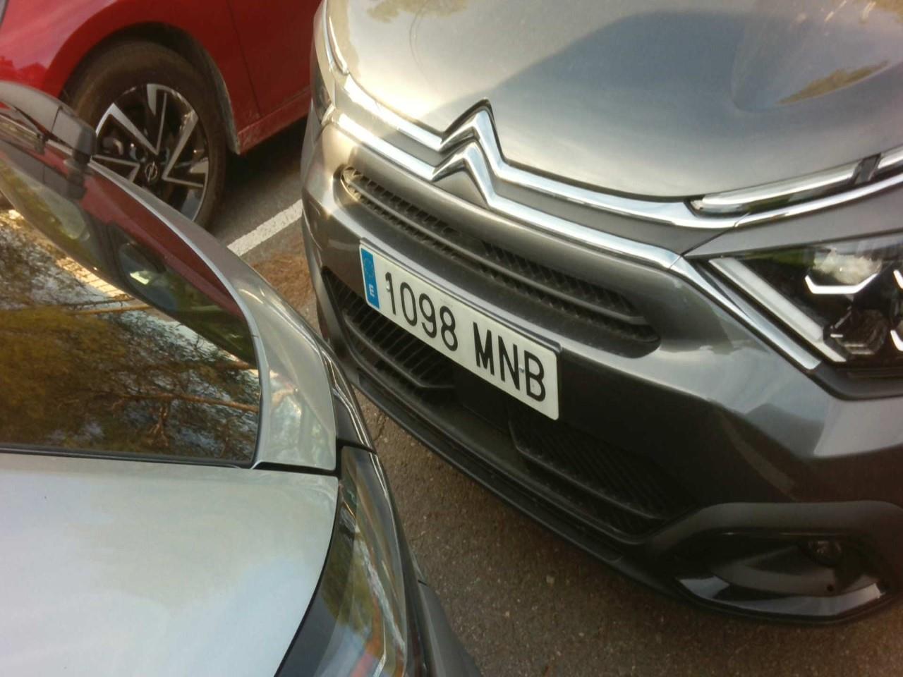 Foto Citroën C4 X 2