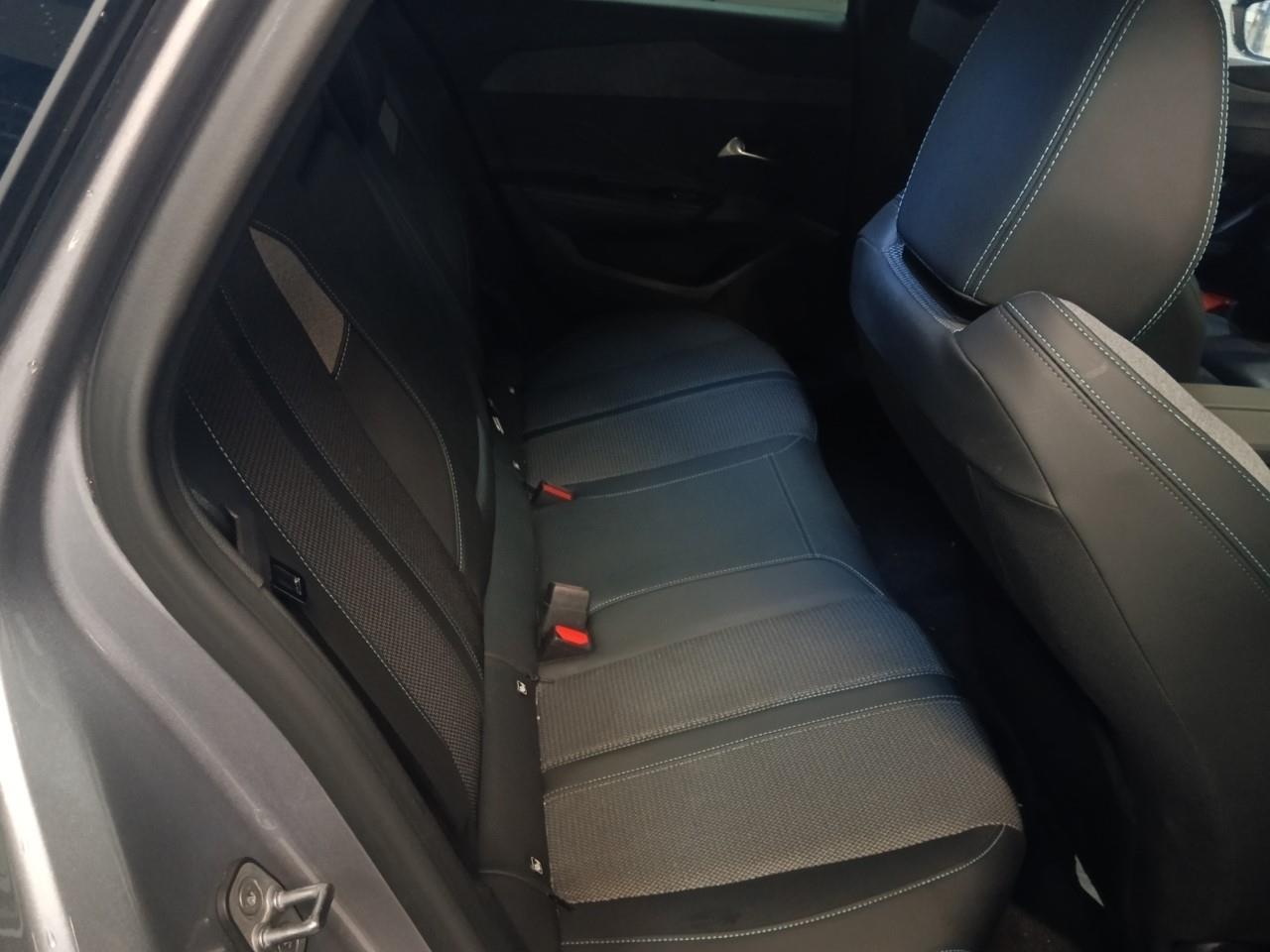 Peugeot 308 III 