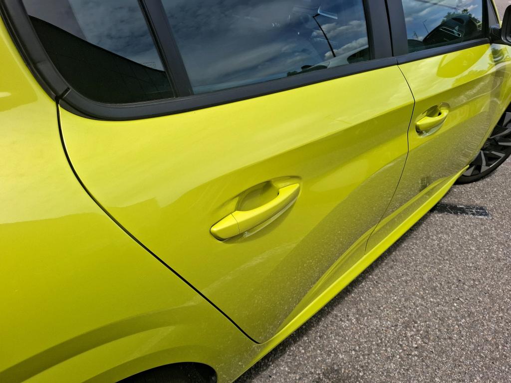 Peugeot 208 Hybrid 110 ch e-DCS6 Style 2025