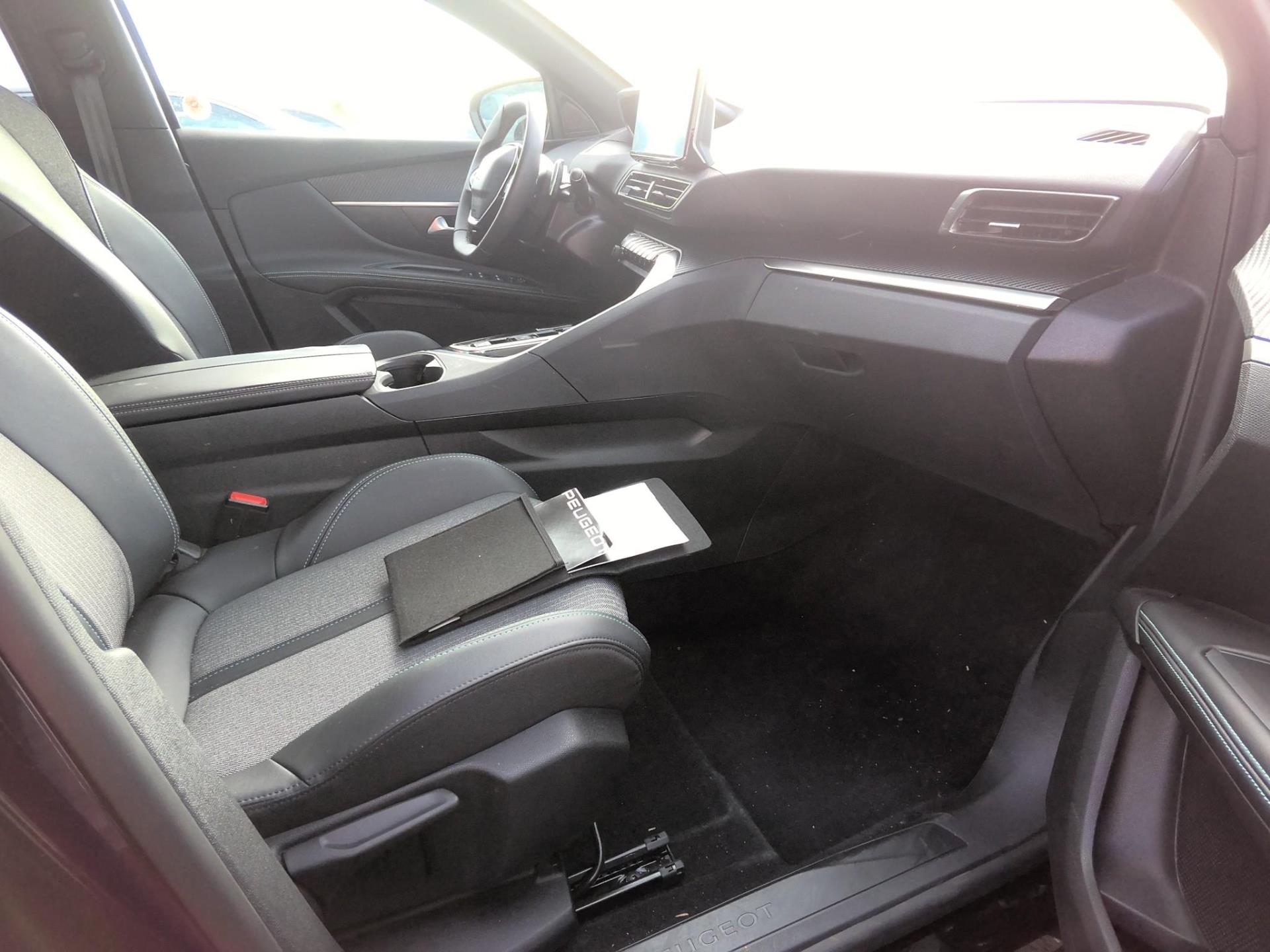 Peugeot 5008 BlueHDi 130ch S&S EAT8 Allure Pack 2024