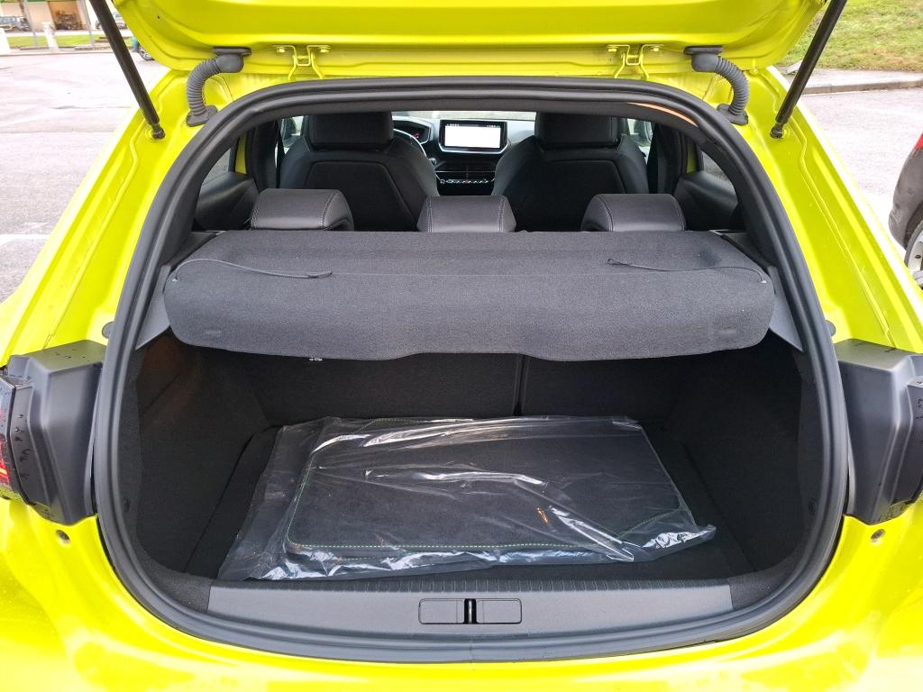 Peugeot 208 PureTech 100 S&S BVM6 GT 2024