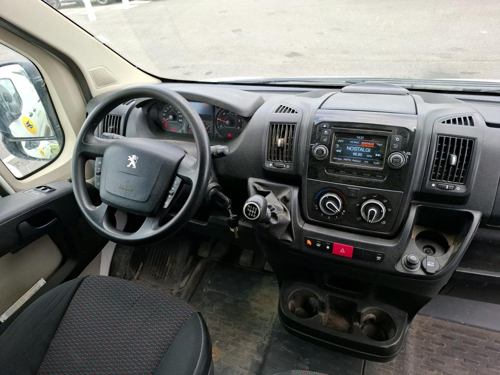 Peugeot BOXER TOLE 330 L1H1 BLUEHDI 110 PREMIUM 2019