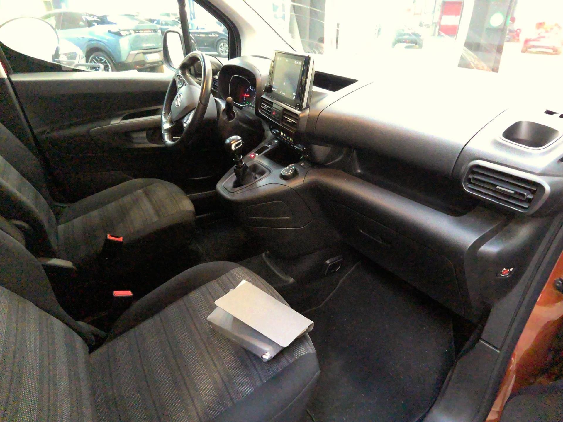 Opel Combo Life L1H1 1.5 Diesel 130 ch Start/Stop Elegance Pack 2021