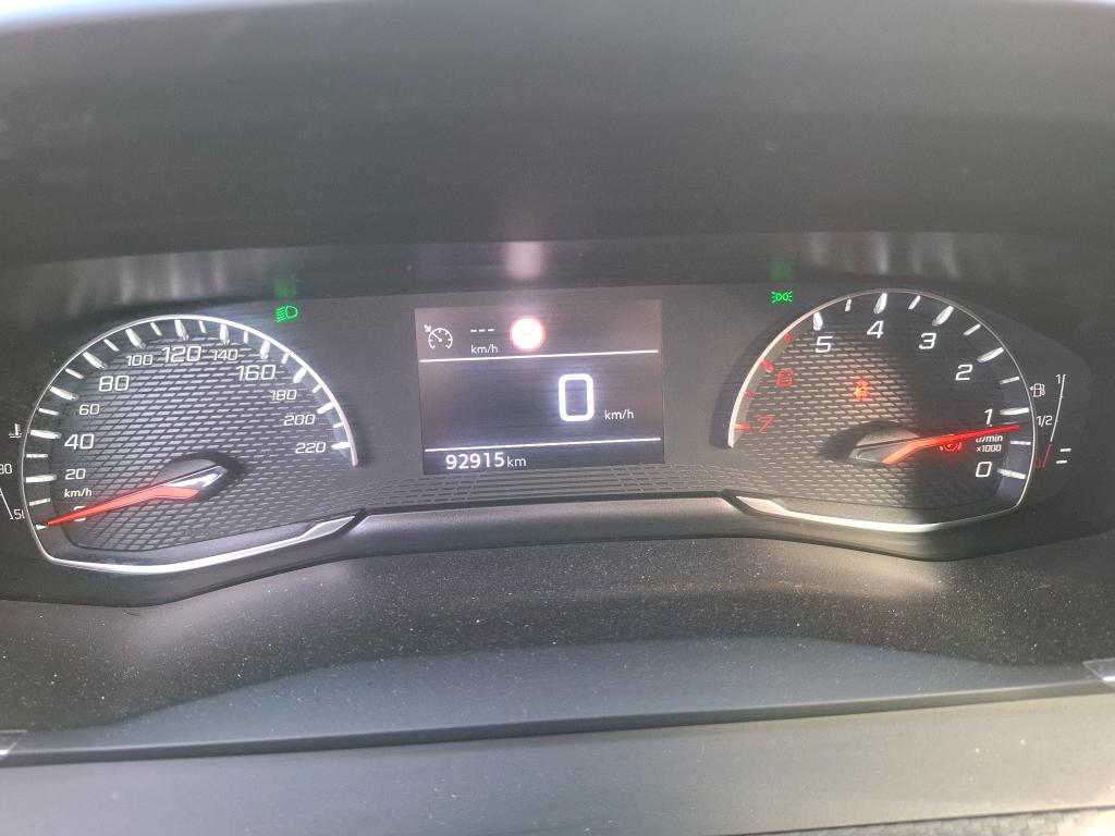 Peugeot 2008 BlueHDi 110 S&S BVM6 Active Pack 2022