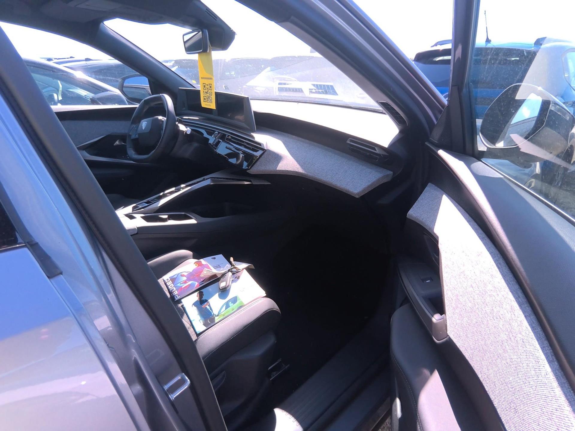 Peugeot 5008 Electrique 210 ch 73 kWh Allure 2025