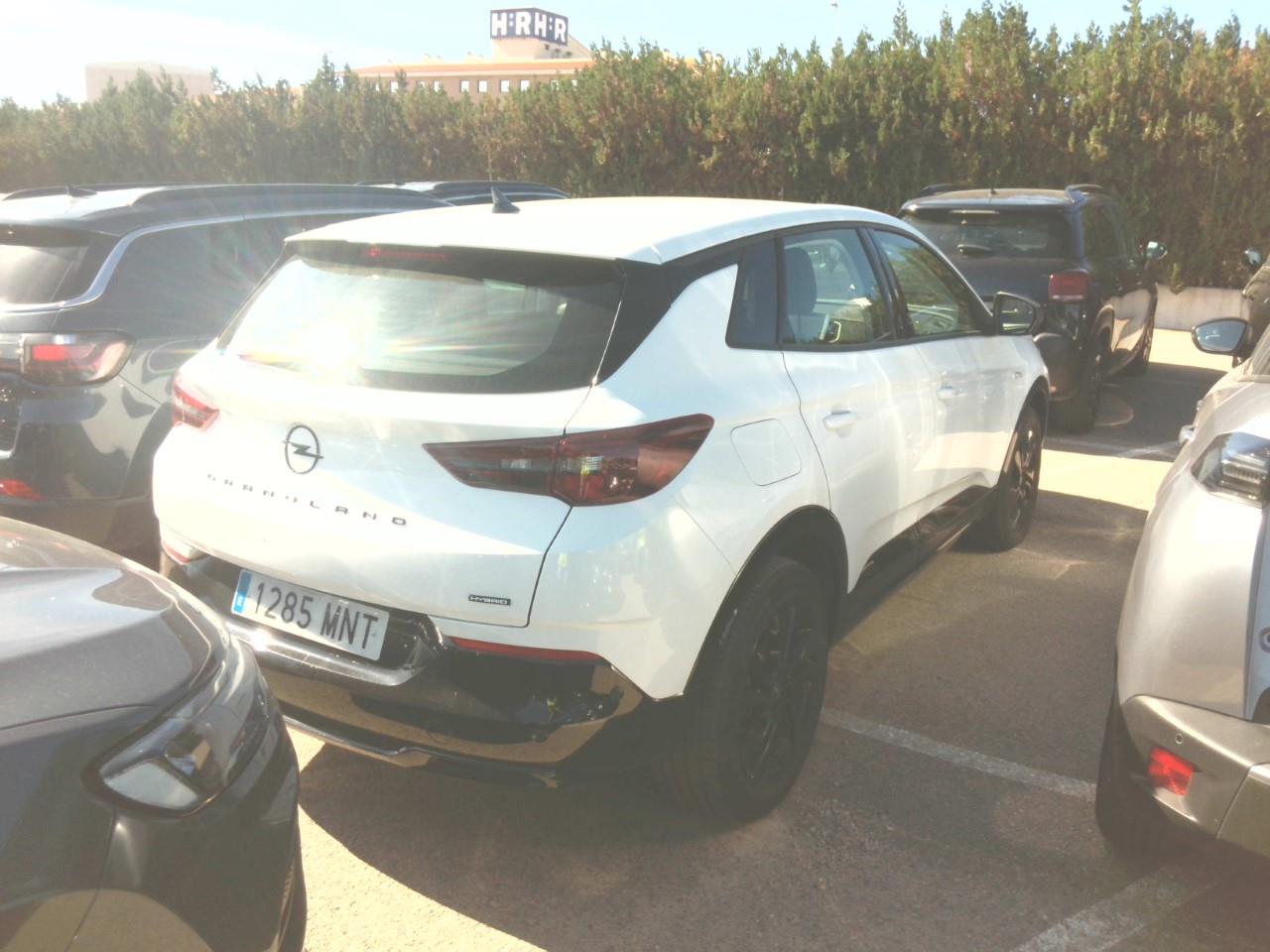 Foto Opel Grandland PHEV 4