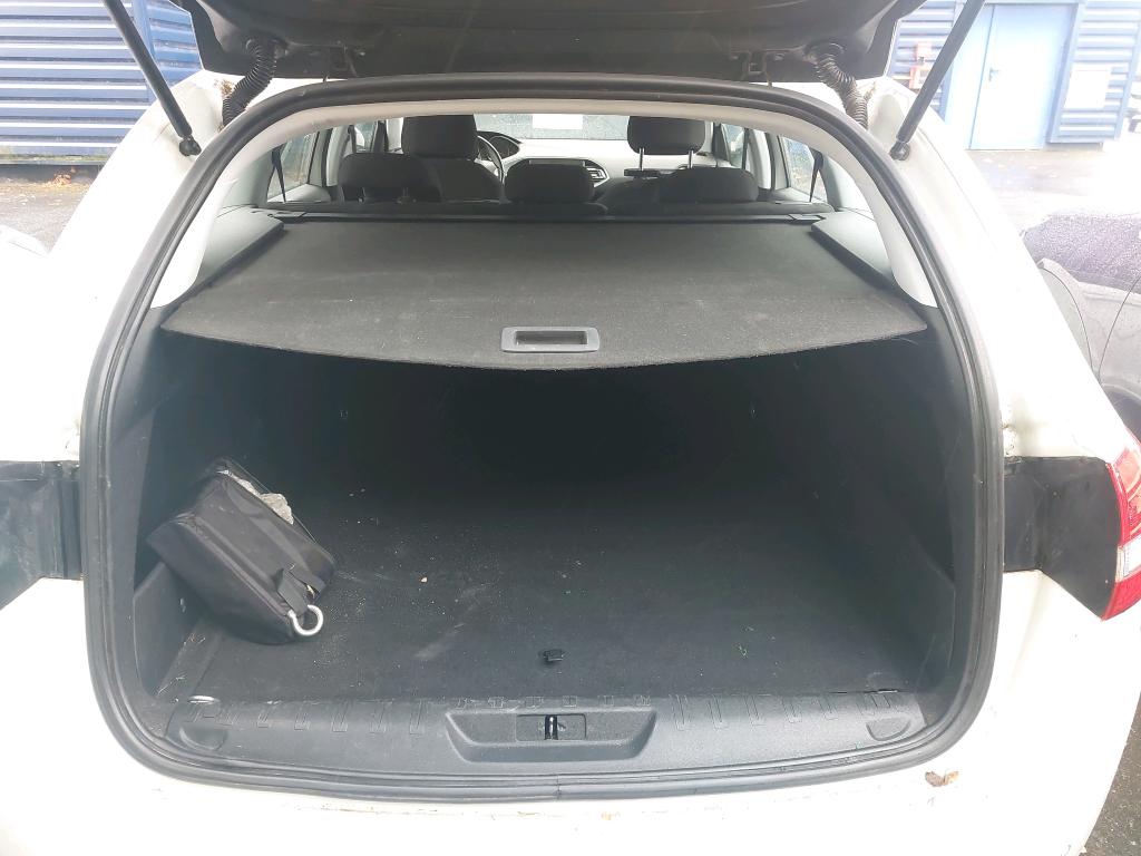 Peugeot 308 SW PureTech 110ch S&S BVM6 Active Pack 2021