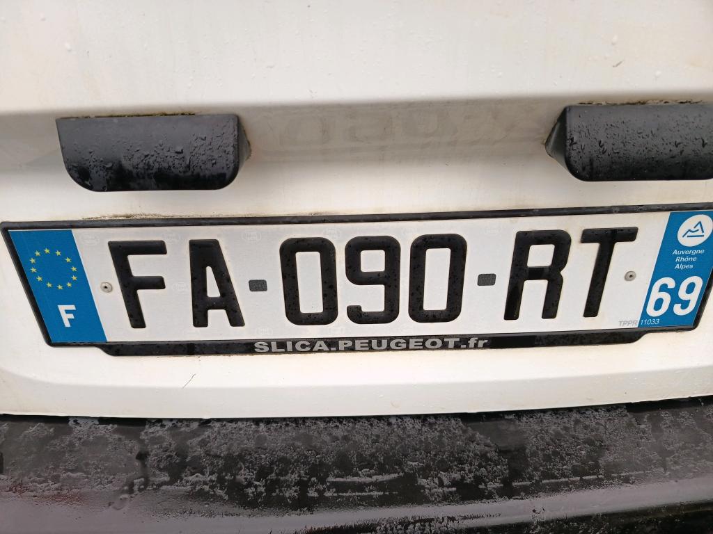 Peugeot PARTNER FOURGON STANDARD 1.6 BLUEHDI 75 BVM5 PREMIUM 2018